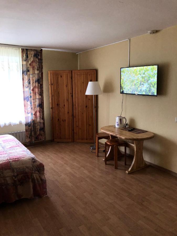 Priedaine Hotel Krāslava Buitenkant foto